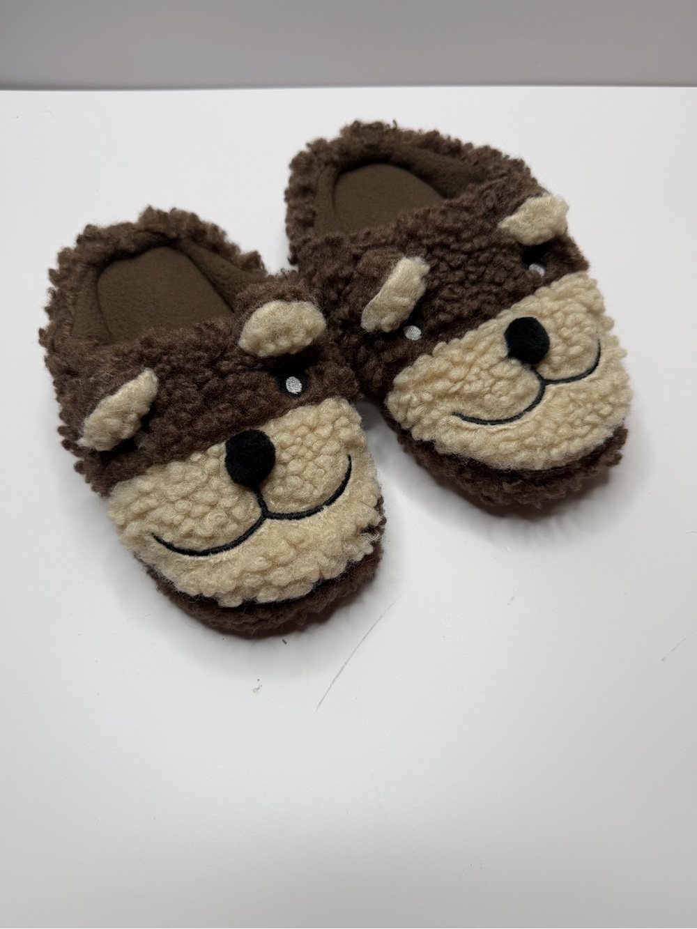 Totes Toasties kids' plush bear slippers Sherpa - Brown & Crea